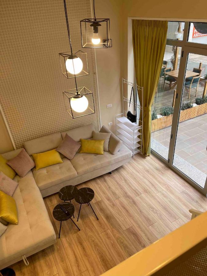 Lovely Apartment In Pogradec City With A Lake View Екстериор снимка