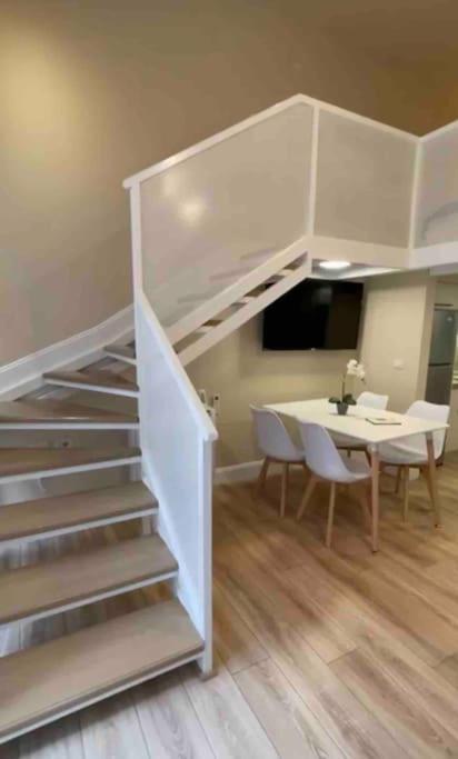 Lovely Apartment In Pogradec City With A Lake View Екстериор снимка