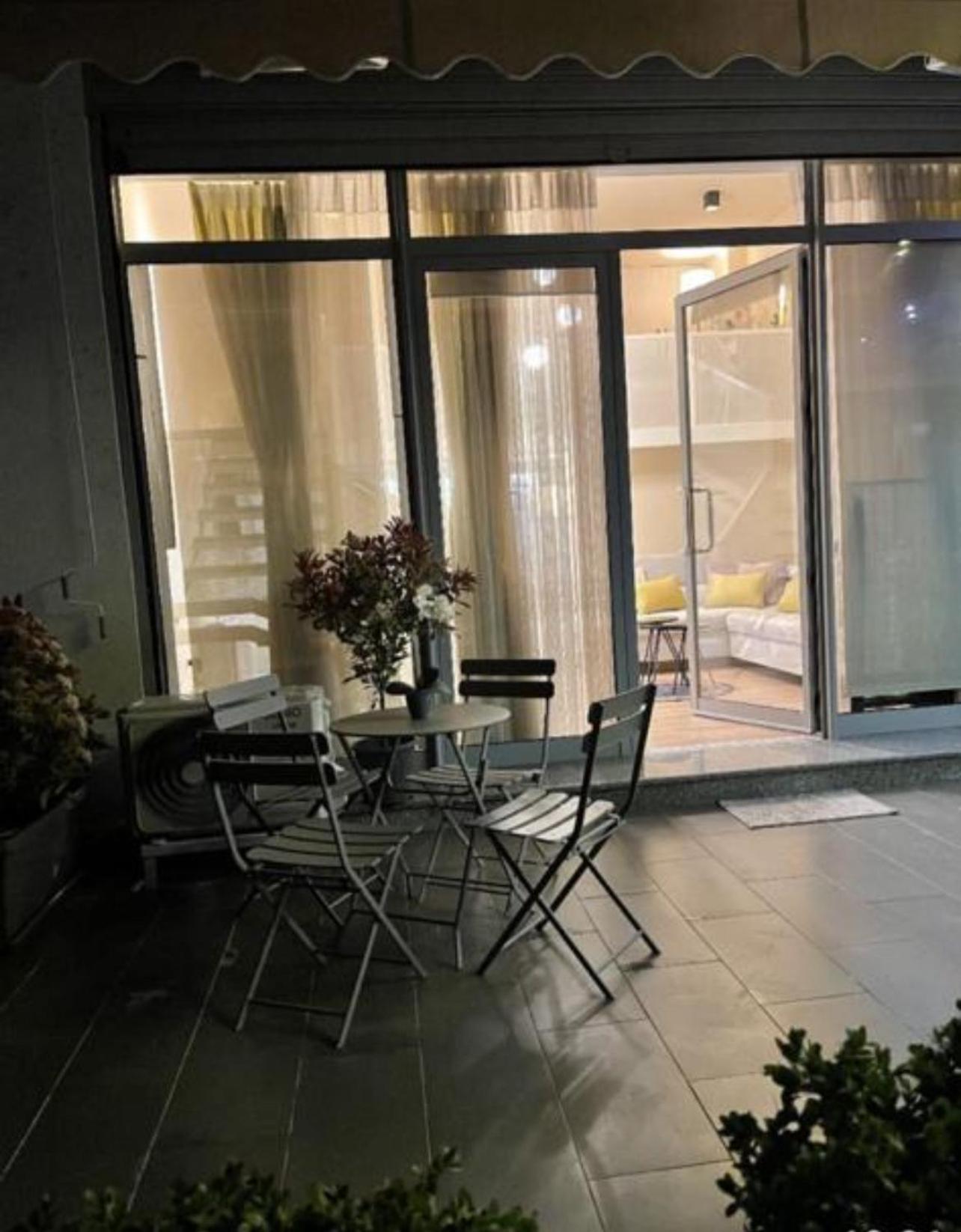 Lovely Apartment In Pogradec City With A Lake View Екстериор снимка