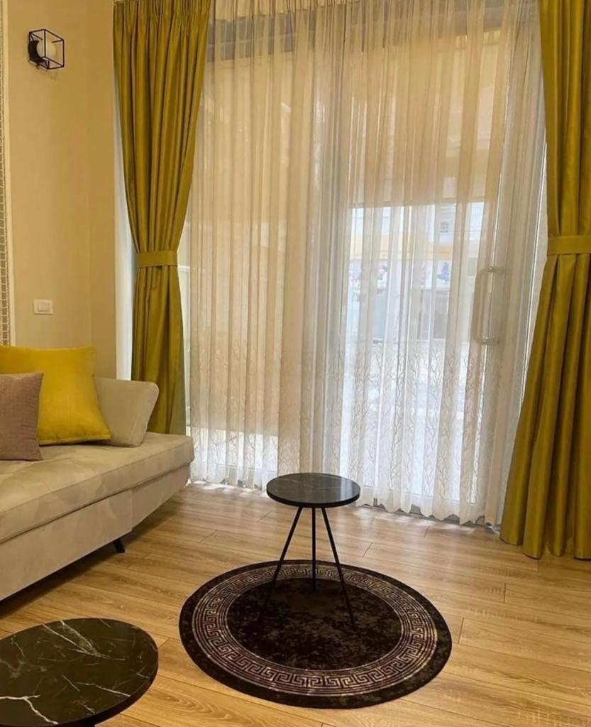 Lovely Apartment In Pogradec City With A Lake View Екстериор снимка